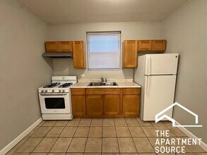 6343 N Claremont Ave in Chicago, IL - Building Photo - Building Photo