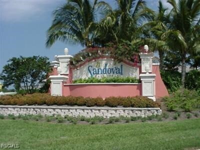 2730 Brightside Ct in Cape Coral, FL - Foto de edificio