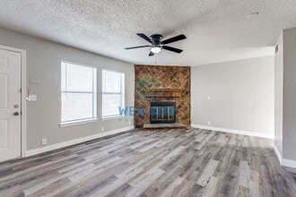 232 Alexandria St in Mesquite, TX - Building Photo - Building Photo