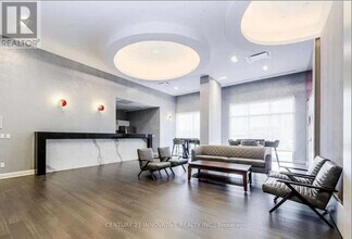 30-230 Meadowglen Pl in Toronto, ON - Building Photo - Building Photo