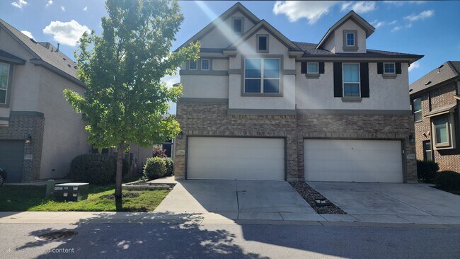 property at 2208 Dillon Pond Ln