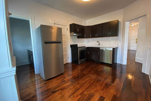 359 Beacon St, Unit #2 Apartments