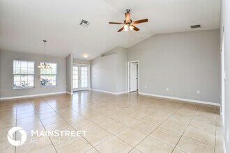 3317 20th St W in Lehigh Acres, FL - Foto de edificio - Building Photo