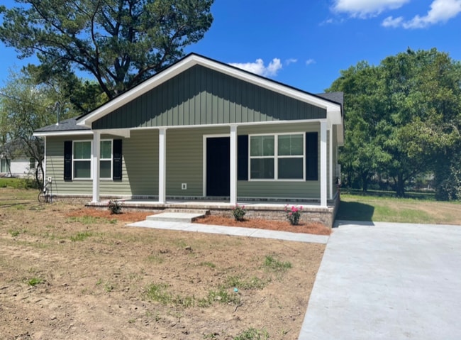 property at 204 N Henry St
