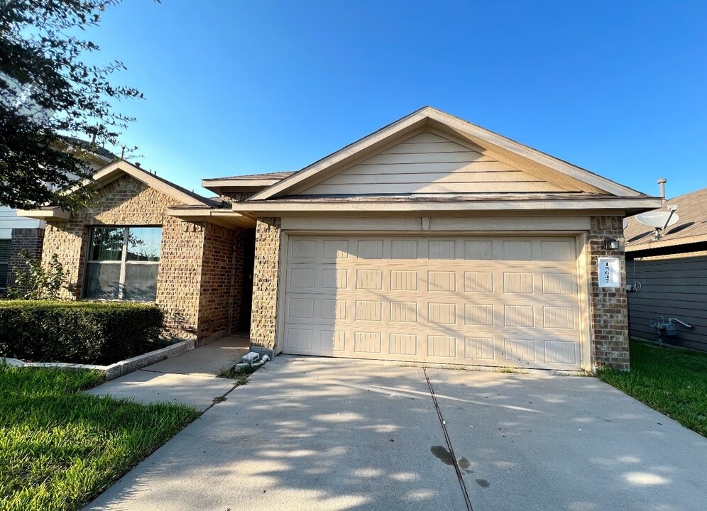 15647 Flagstone Walk Way in Houston, TX - Building Photo