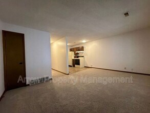 1820 F St in Lincoln, NE - Foto de edificio - Building Photo