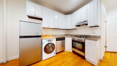 Bradhurst Avenue in New York, NY - Building Photo - Building Photo