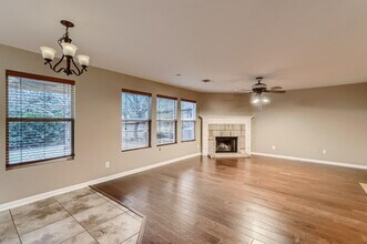 1824 Cambridge Blue in San Antonio, TX - Building Photo - Building Photo