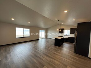 12748 N Krauss Cir in Rathdrum, ID - Building Photo - Building Photo
