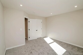 6136 Old Rosebud Dr in Morrow, OH - Building Photo - Building Photo