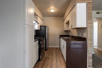 APEX Modern Living in Austin, TX - Foto de edificio - Building Photo