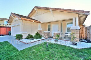 7817 Westbourne Way in Antelope, CA - Building Photo