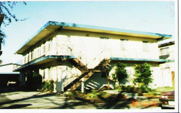 1091 Roewill Dr in San Jose, CA - Foto de edificio - Building Photo