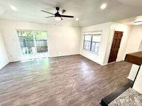 9842 Camfield Ave in Frisco, TX - Building Photo - Building Photo