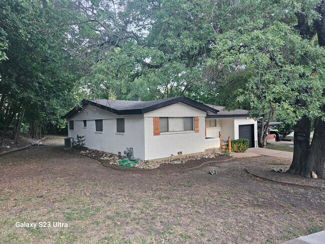 4909 Sunset St in Fort Worth, TX - Building Photo - Building Photo