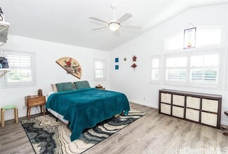 94-055 Pumaia Way in Waipahu, HI - Building Photo - Building Photo