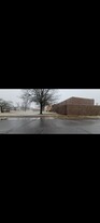 311 E Harrison St, Unit Two bed/ one restroom in Kirksville, MO - Building Photo