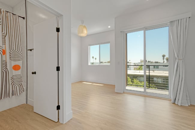 4800-4802 S Slauson Ave in Culver City, CA - Foto de edificio - Building Photo