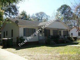 2125 New York Ave in Savannah, GA - Building Photo