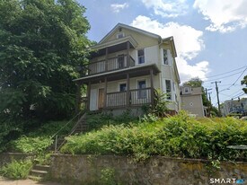 250 Orange St in Waterbury, CT - Building Photo
