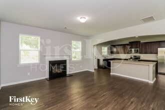 203 Pinnacle Point Ct in Dallas, GA - Foto de edificio - Building Photo