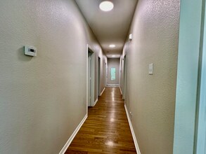 1425 E James St in Waco, TX - Building Photo - Building Photo