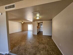 4824 W Northview Ave in Glendale, AZ - Building Photo - Building Photo