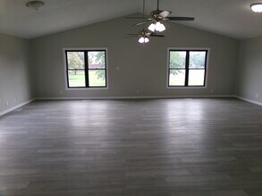 225 N Doris St in Wichita, KS - Building Photo - Building Photo