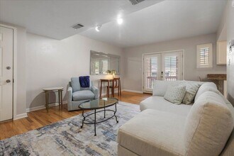 517 E Jefferson St in Tallahassee, FL - Building Photo - Building Photo