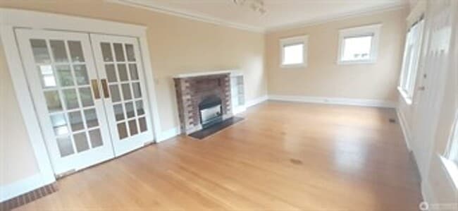 6525 2nd Ave NE in Seattle, WA - Building Photo - Building Photo