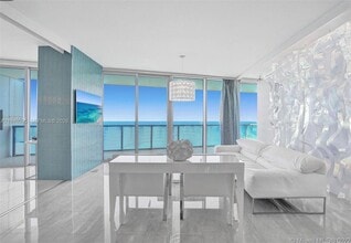 17001 Collins Ave in Sunny Isles Beach, FL - Building Photo - Building Photo