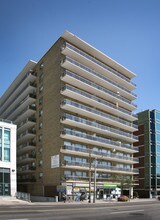 220 Eglinton Ave E in Toronto, ON - Building Photo - Building Photo