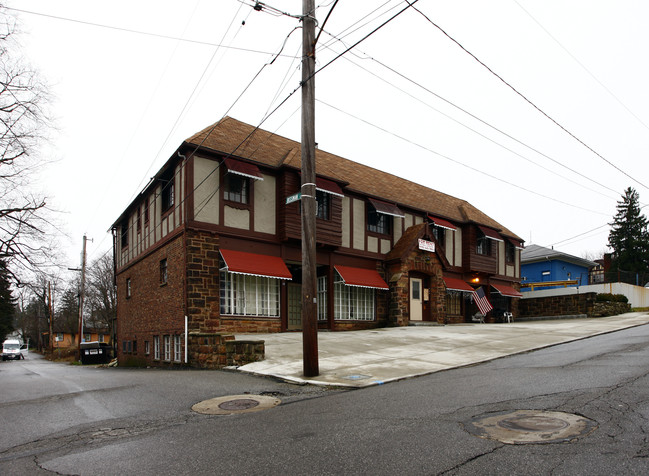 20-28 Helen Ave in Mansfield, OH - Building Photo - Building Photo