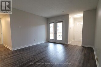 4140-4140 Foxwood Dr in Burlington, ON - Building Photo - Building Photo