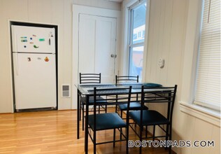 122 Buttonwood St in Boston, MA - Building Photo - Building Photo