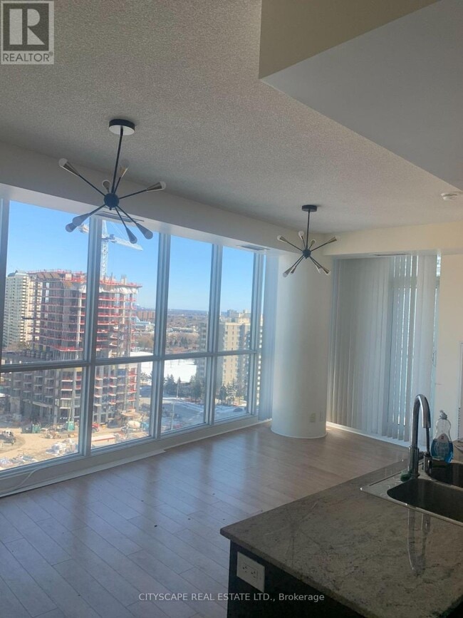 3985 Grand Park Dr in Mississauga, ON - Building Photo - Building Photo