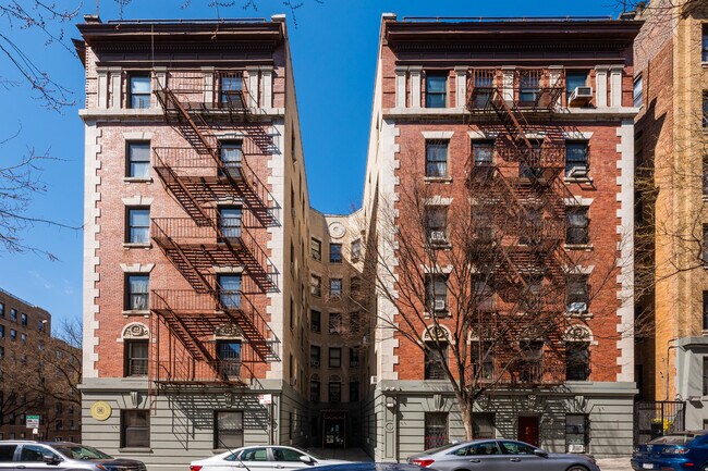 100 Cabrini Boulevard in New York, NY - Building Photo - Building Photo