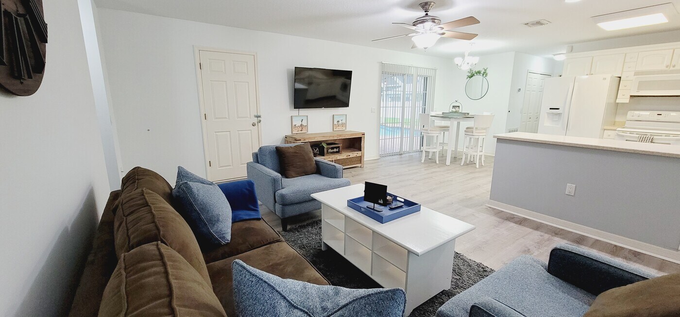 1616 20th St SW, Unit 2nd in Vero Beach, FL - Building Photo