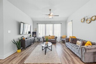 2470 Pebble Bank Ln in Midlothian, TX - Building Photo - Building Photo