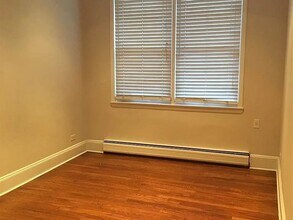 95 Zabriskie St in Jersey City, NJ - Building Photo - Building Photo