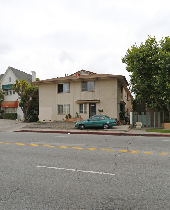 740 Crenshaw Blvd in Los Angeles, CA - Building Photo