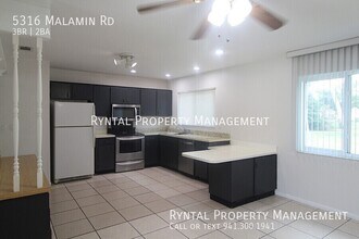 5316 Malamin Rd in North Port, FL - Building Photo - Building Photo