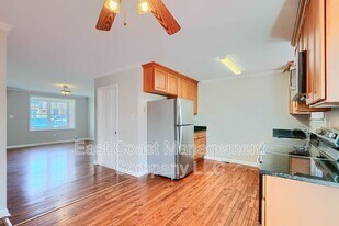 28 Ebbing Ct in Essex, MD - Building Photo