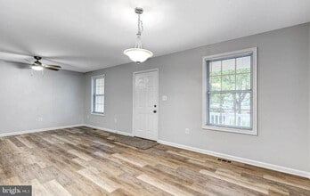 3629 10th St in North Beach, MD - Building Photo - Building Photo