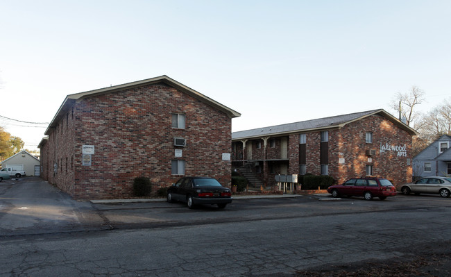 Lakewood Apartments in Charleston, SC - Foto de edificio - Building Photo