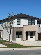 4900 Tyler Ave in McAllen, TX - Building Photo - Building Photo