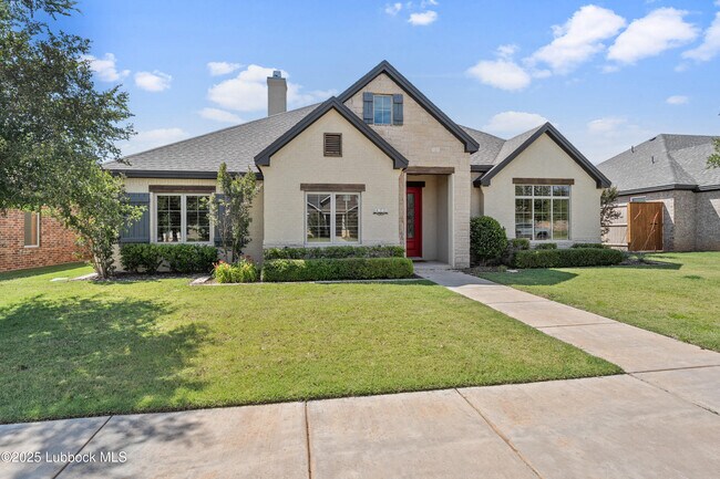 property at 623 N 9th St