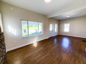 491 Llewellyn Ave in Columbus, OH - Building Photo - Building Photo