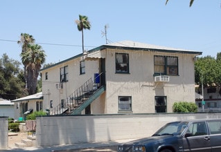 1901 Loma Vista St in Riverside, CA - Foto de edificio - Building Photo