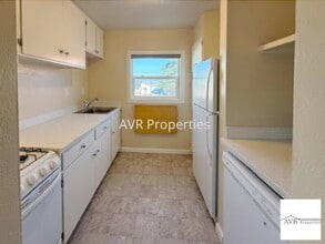 2327 5th St in Livermore, CA - Building Photo - Building Photo